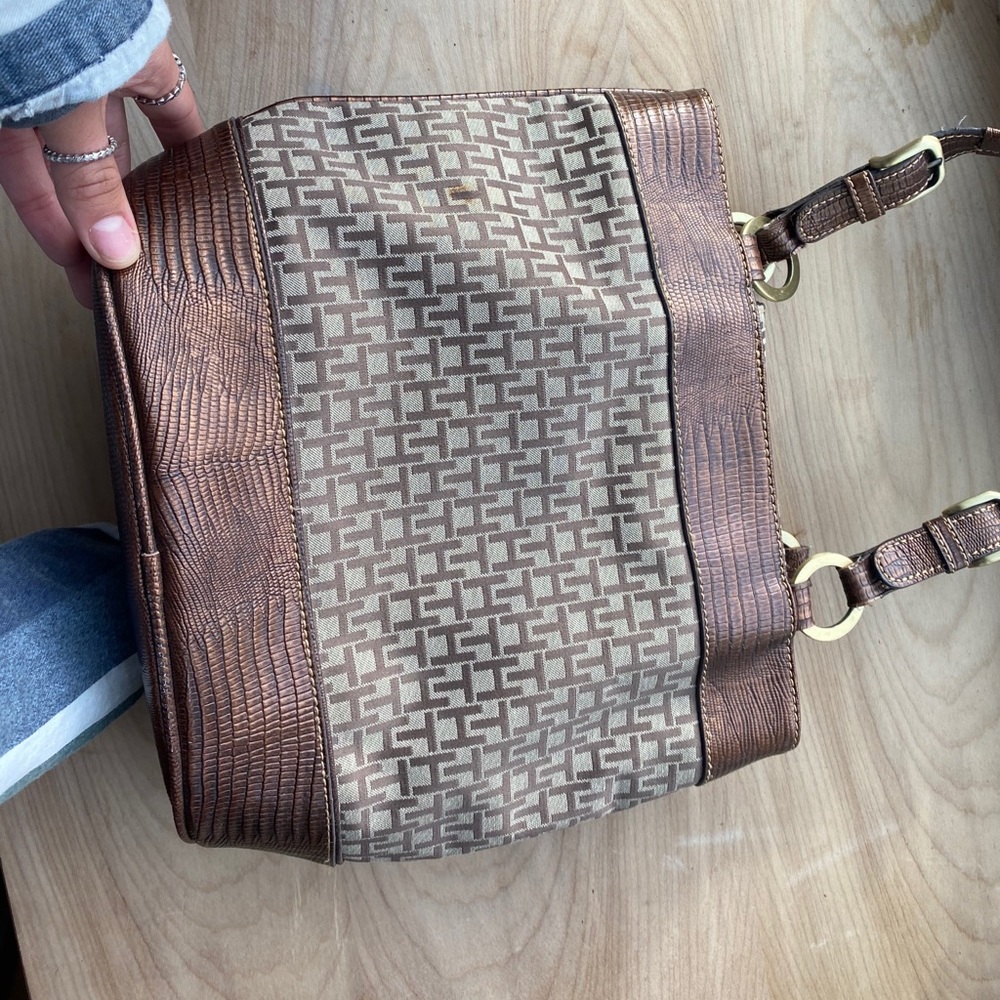 Tommy Hilfiger purse